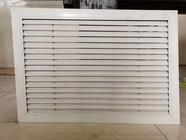 鋁合金百葉窗.jpg 鋁合金百葉窗.jpg